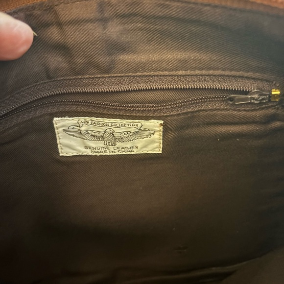 Etienne Aigner Black Leather Shoulder Bag Crossbody Purse - Picture 9 of 10